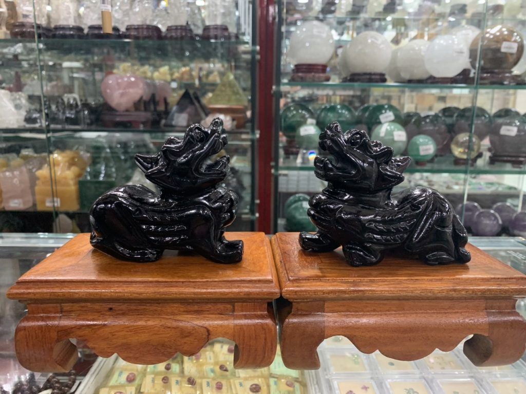 tỳ hưu đen
